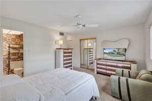 218 Ne 12th Ave 302 Hallandale Beach, FL 33009 - MLS#A11875294