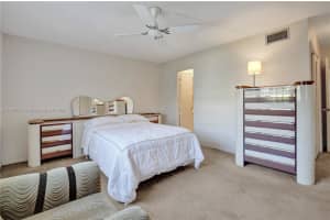 218 Ne 12th Ave 302 Hallandale Beach, FL 33009 - MLS#A11875294