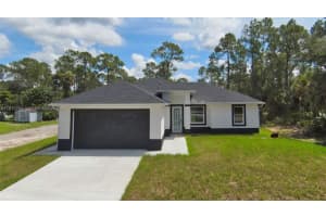 1416 W Desoto Ave, Lehigh Acres