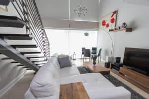 41 Se 5th St 1604, Miami