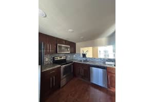 19741 Sw 114th Ave 361, Miami