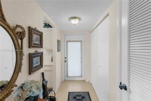 8950 Sunrise Lakes Blvd 309, Sunrise, FL 33322 - MLS#A11875313
