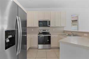 3956 NE 11th Dr, Homestead, FL 33033 - MLS#A11875324