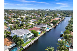 2217 NE 17th Ter, Wilton Manors, FL 33305 - MLS#A11875342