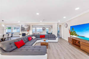 5740 NE 19th Ave, Fort Lauderdale, FL 33308 - MLS#A11875392