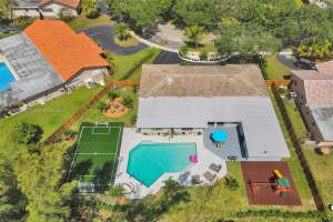 1960 SW 51st Ter, Plantation, FL 33317 - MLS#A11875401