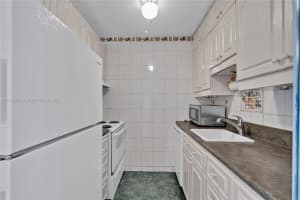 15610 NE 6th Ave 5C, Miami, FL 33162 - MLS#A11875421