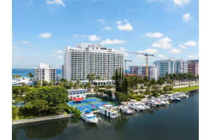 5401 Collins Ave 1231 Miami Beach, FL 33140 - MLS#A11875431