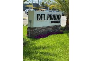 18071 Biscayne Blvd 903, Aventura
