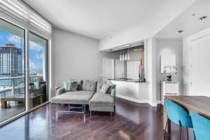 480 NE 30th St PH2205, Miami, FL 33137 - MLS#A11875490