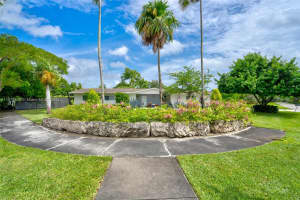 8133 SW 103rd St, Miami, FL 33156 - MLS#A11875509