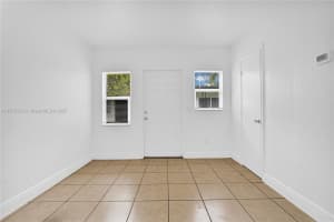 1960 SW 41st Ave 3, Fort Lauderdale, FL 33317 - MLS#A11875524