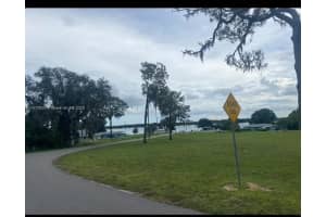 6005 Lake Front Dr, Sebring, FL 33876 - MLS#A11875535