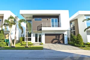9745 Nw 75th Ter 9745, Doral