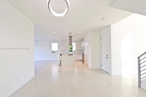 9745 NW 75th Ter 9745, Doral, FL 33178 - MLS#A11875568