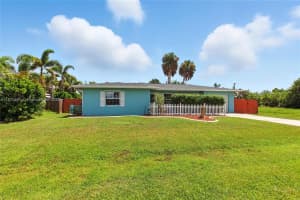 3030 Palm Drive, Punta Gorda, FL 33950 - MLS#A11875600