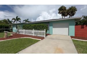 3030 Palm Drive, Punta Gorda, FL 33950 - MLS#A11875600