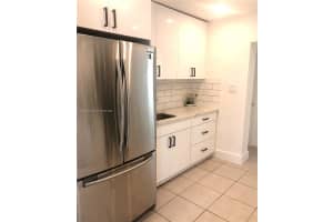 300 NW 97th St, Miami, FL 33150 - MLS#A11875635