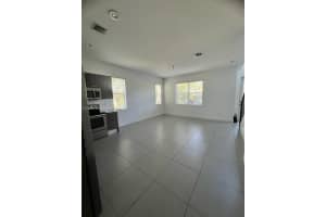440 NE 35th Ct 6, Oakland Park, FL 33334 - MLS#A11875652
