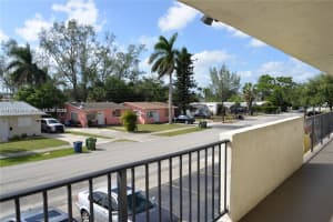 220 SW 9th Ave 211, Hallandale Beach, FL 33009 - MLS#A11875655