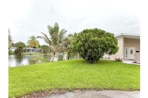 6708 Camelia Dr, Miramar, FL 33023 - MLS#A11875667
