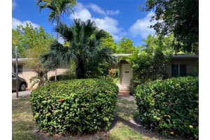 737 Woodcrest Rd, Key Biscayne