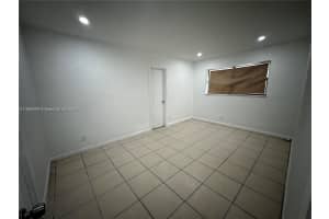 2481 NW 13th Ct 1-2, Fort Lauderdale, FL 33311 - MLS#A11875678