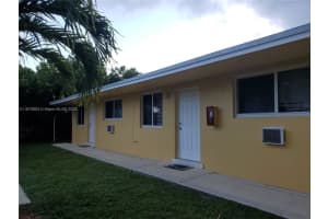 26 SE 3rd Ter 2, Dania Beach, FL 33004 - MLS#A11875683