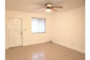 26 SE 3rd Ter 2, Dania Beach, FL 33004 - MLS#A11875683