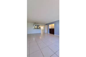 406 NW 68th Ave 304, Plantation, FL 33317 - MLS#A11875698