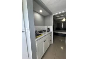 1795 NE 175 ST 1, North Miami Beach, FL 33162 - MLS#A11875699
