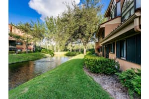 15489 N Miami Lakeway N 202-3, Miami Lakes