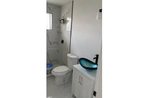 301 NW 194th Ter, Miami Gardens, FL 33169 Sold 09/11/25