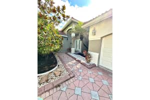 656 Verona Pl Weston, FL 33326 - MLS#A11875781