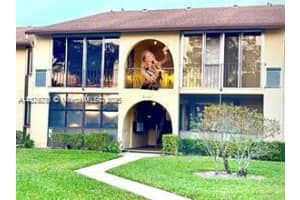 224 Pine Hov Cir D-2, Green Acres
