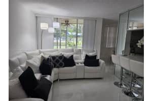 9410 Live Oak Pl 103 Davie, FL 33324 - MLS#A11875809