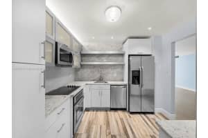 2301 S Ocean Dr APT 307, Hollywood, FL 33019, - MLS#A11875816