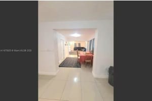1132 Moffett St Hallandale Beach, FL 33009 - MLS#A11875825