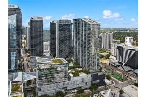 88 SW 7th St 1403, Miami, FL 33130 - MLS#A11875840