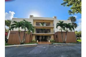 8015 SW 107th Ave 119, Miami, FL 33173 - MLS#A11875852