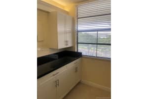 1715 Whitehall Dr 404 Davie, FL 33324 - MLS#A11875857