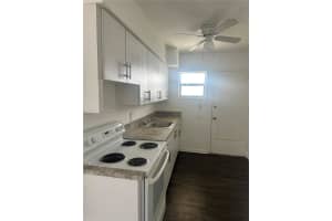 1931 NE 168th St 4, North Miami Beach, FL 33162 - MLS#A11875861