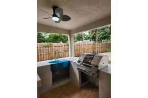 MLS# A11875873, North Miami, Florida 33168