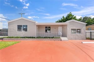 2722 Nw 4th St Miami, FL 33125 - MLS#A11875939
