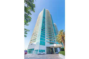 2101 Brickell Ave 2708, Miami, FL 33129 - MLS#A11875943