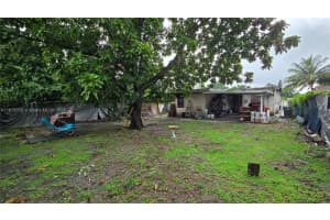 2927 Nw 99th St Miami, FL 33147 - MLS#A11876059