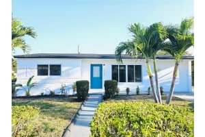 1117 W 26th Ct, Riviera Beach, FL 33404 - MLS#A11876073