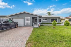 4507 Nw 44th St Tamarac, FL 33319 - MLS#A11876087