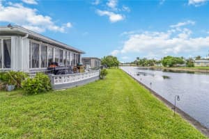 4507 Nw 44th St Tamarac, FL 33319 - MLS#A11876087