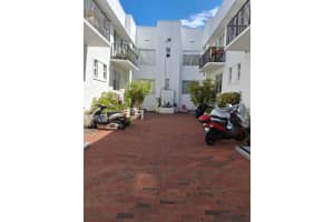 320 80th St 10, Miami Beach, FL 33141 - MLS#A11876091